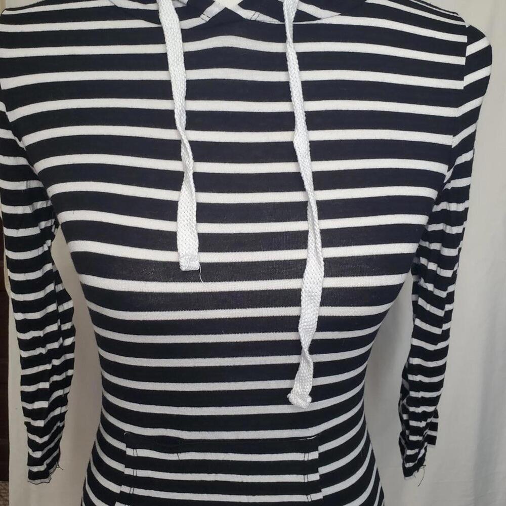 Black and White Heart and Hips Hooded Striped Sweater Dress Size Small